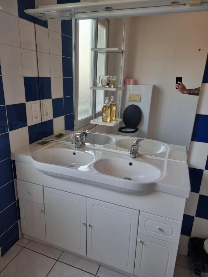 Auberge Angers Buitenkant foto